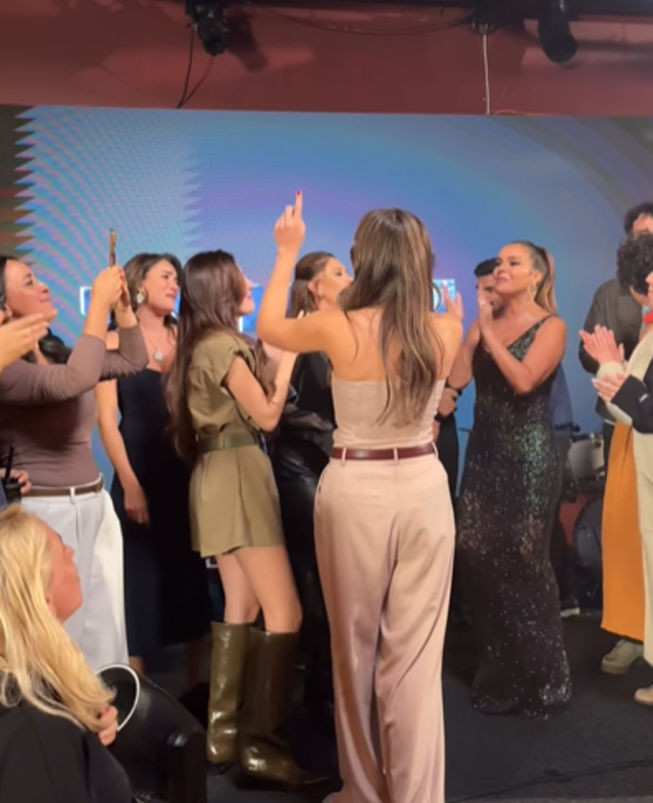 Kızılcık Şerbeti'ne konuk olan Bengü'den konuşulacak sözler