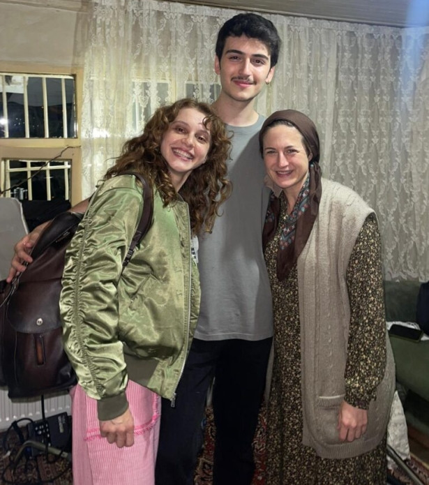 Eski rol arkadaşları yıllar sonra tekrar buluştu - Resim : 2