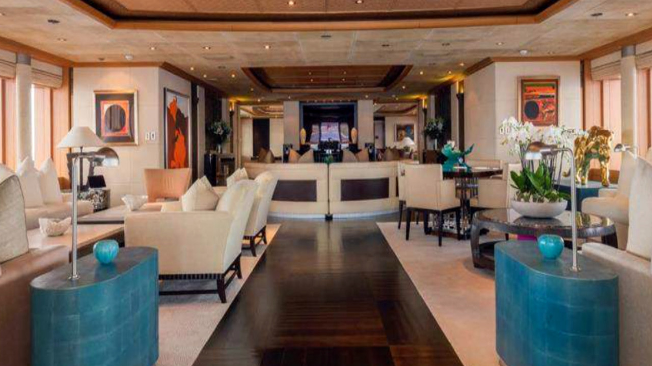 Bu yatın 1 haftalık kirasıyla Bodrum'da villa satın alınıyor