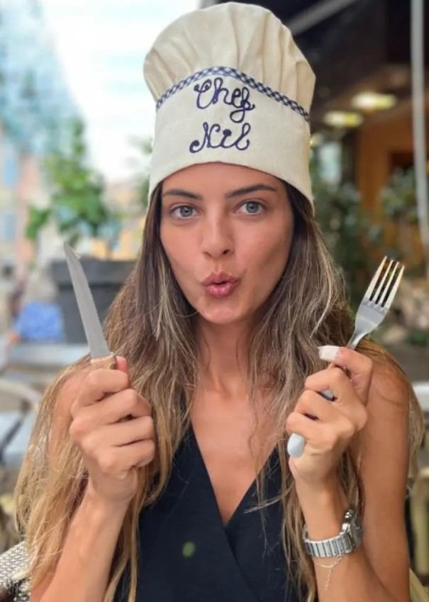 Kırgın Çiçekler'in yıldızı bambaşka bir sektörü seçti