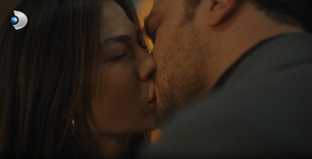 Eşref Rüya tüm reyting kategorilerinde birinci oldu