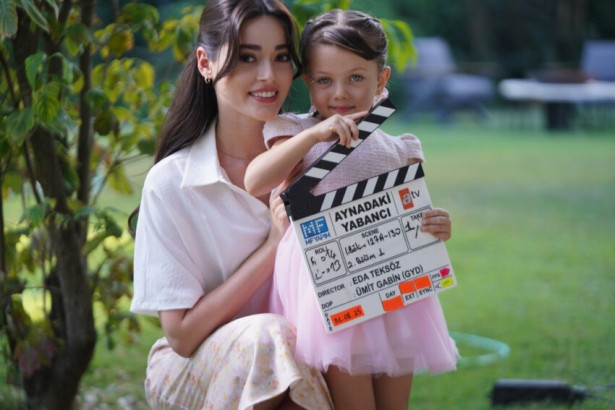 'Aynadaki Yabancı' dizisiyle ilgili flaş gelişme