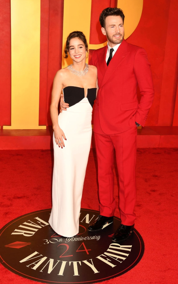 Chris Evans baba oldu