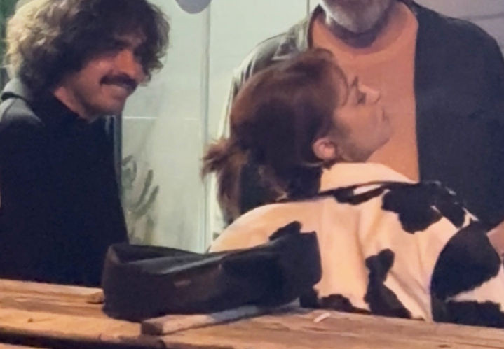 Nilperi Şahinkaya'yı "hayata döndüren" aşk