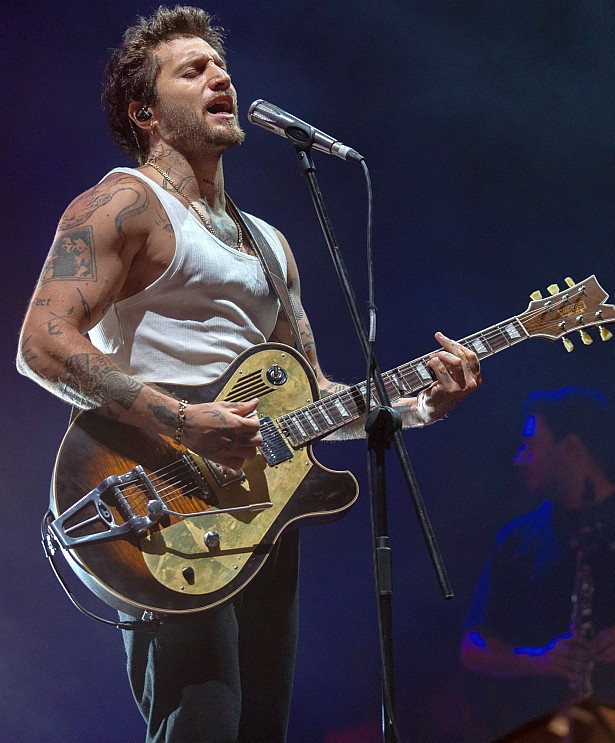 Ufuk Beydemir'den rüya gibi klip