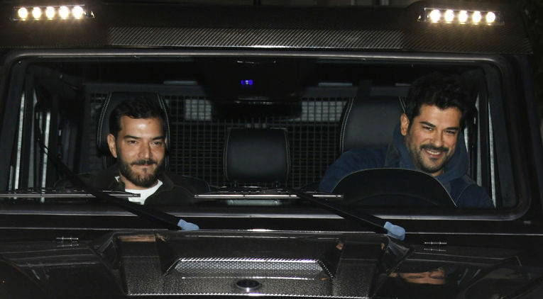 Çağrı Şensoy ve Burak Özçivit'in merak uyandıran buluşması - Resim : 2