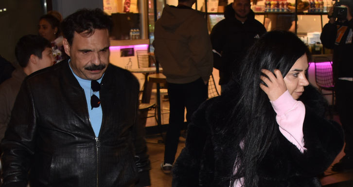 Bir dönemin ünlü ismini tanımakta zorluk çektiler - Resim : 2