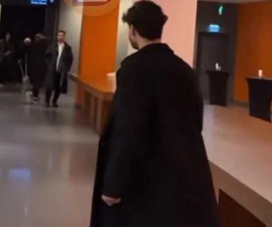 Ahu Yağtu'ya genç sevgili şoku! Apar topar kaçtı - Resim : 4