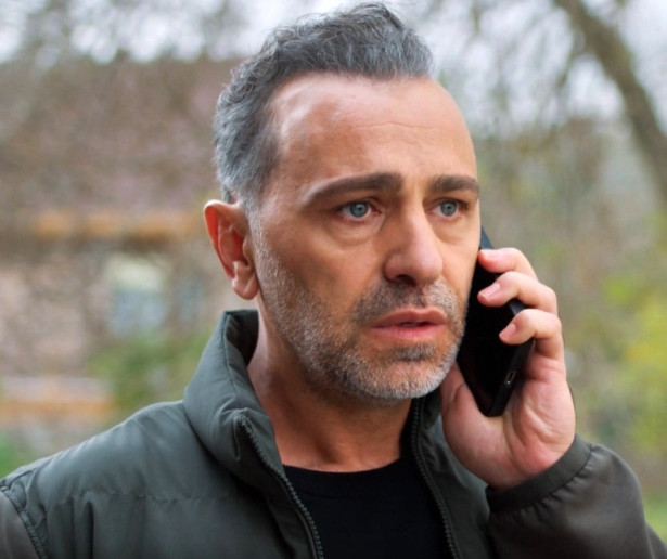 Güller ve Günahlar kendisiyle yarışıyor - Resim : 2