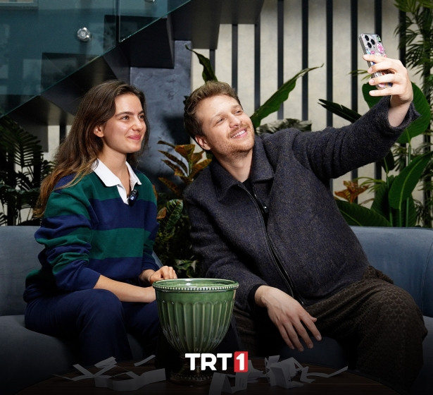 Taşacak Bu Deniz’in iki genç yıldızına sürpriz teklif