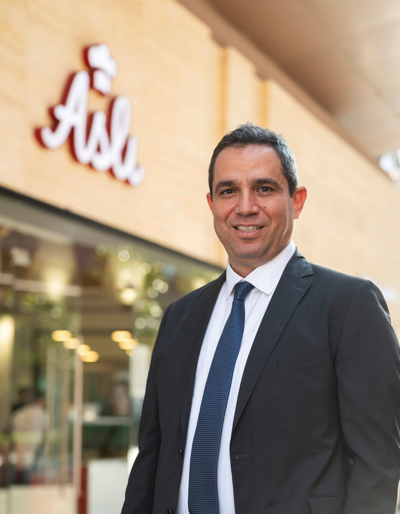 Aslı'nın yeni franchise modeline 2 ayda bine yakın başvuru