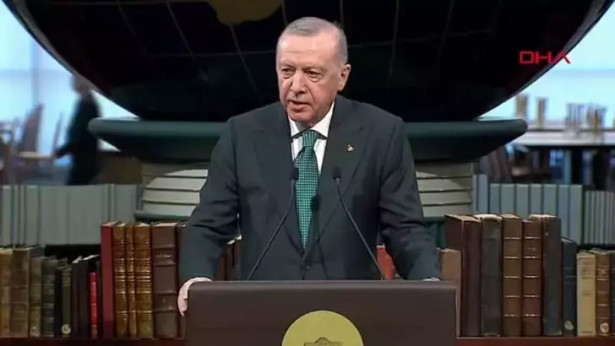 Cumhurbaşkanı Erdoğan: "Papa'nın ilk ziyaretini Türkiye'ye yapması anlamlı"