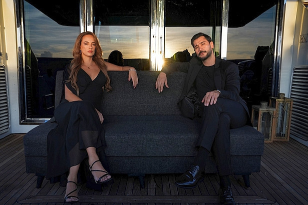 Uğur Güneş 'Rüya Gibi' dizisiyle dönüyor - Resim : 2