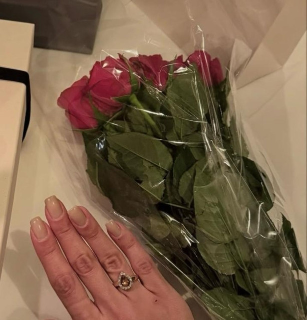 Şifanur Gül'e doğum gününde evlilik teklifi sürprizi