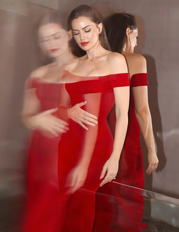 Fahriye Evcen fırtınası Dubai'de esti