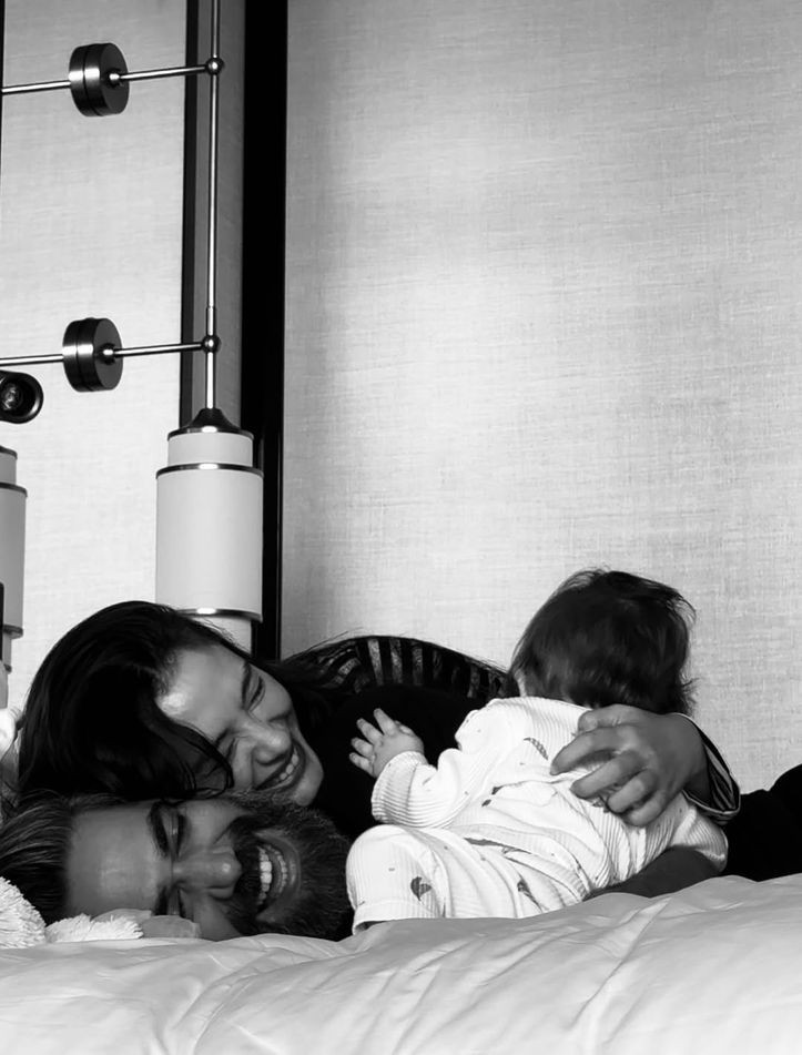 Neslihan Atagül'den 'çekirdek aile' paylaşımı - Resim : 2