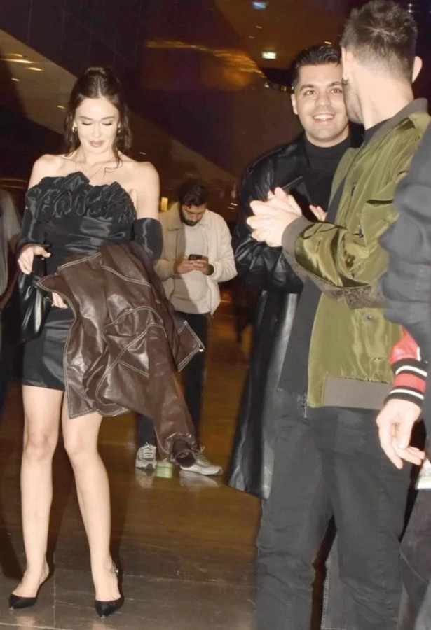 İlk 30'a giremeyen Ceren Arslan, ünlü popçuyla aşk mı yaşıyor?