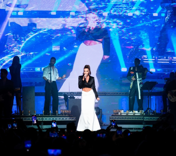 Sıla&rsquo;dan Bostancı&rsquo;da unutulmaz gece