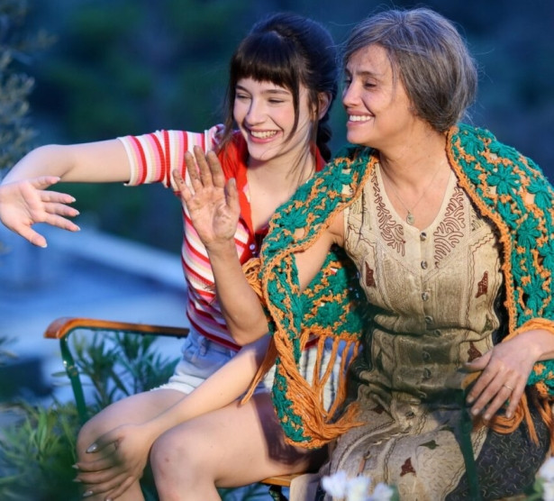 'Yaz Evi' filmi vizyon için geri sayımda - Resim : 2