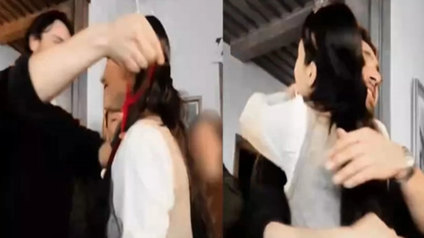 Deniz Baysal'a rol arkadaşlarından sürpriz hediye - Resim : 2