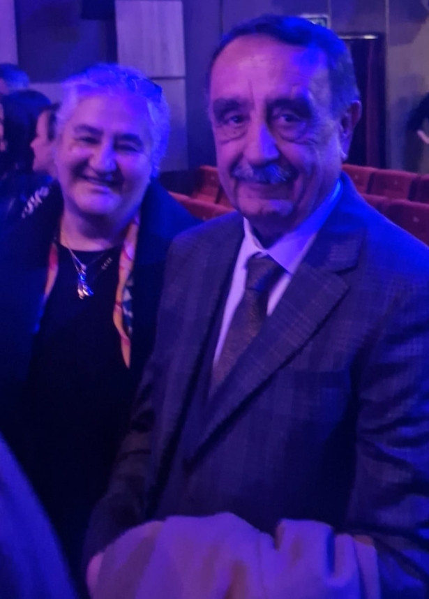 Ecem Erkek hem g&uuml;ld&uuml;rd&uuml;, hem de ağlattı - Resim : 3