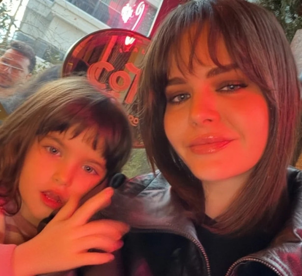 Selahattin Paşalı eşinden boşanıyor mu?