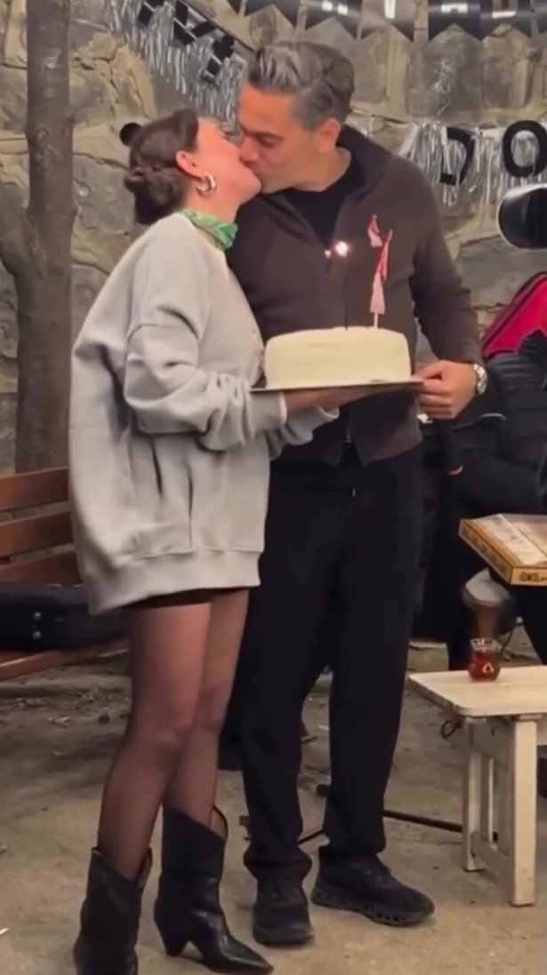 Kadir Doğulu'dan şaşırtan mesaj: "Biz sevişiyoruz" - Resim : 2