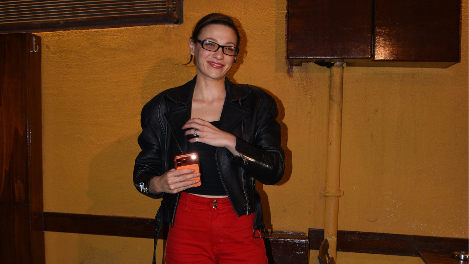 S&uuml;meyye Aydoğan ve Devrim &Ouml;zkan birbirine mi girdi?