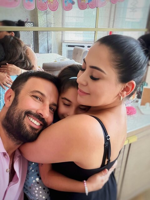 Tarkan: "İyi ki güneş gibi doğdun hayatımıza"